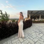 Вот кое что из того как он меня фотографирует)