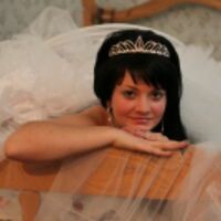 Алена Попова