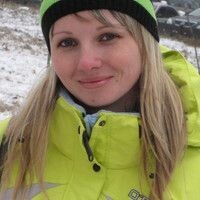 Наташа Попова