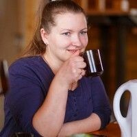 Марина Чех