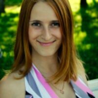 Алла Демидова