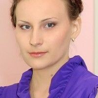 Лена Воевода