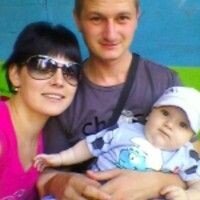 Надюша Винник