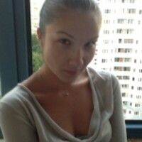 Лариса Серова