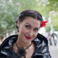 Юлия Петрова