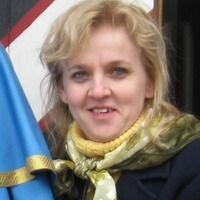лариса