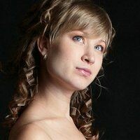 Оленька