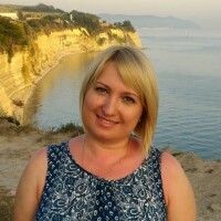 Лариса Полякова