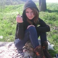 Лариса Костромина