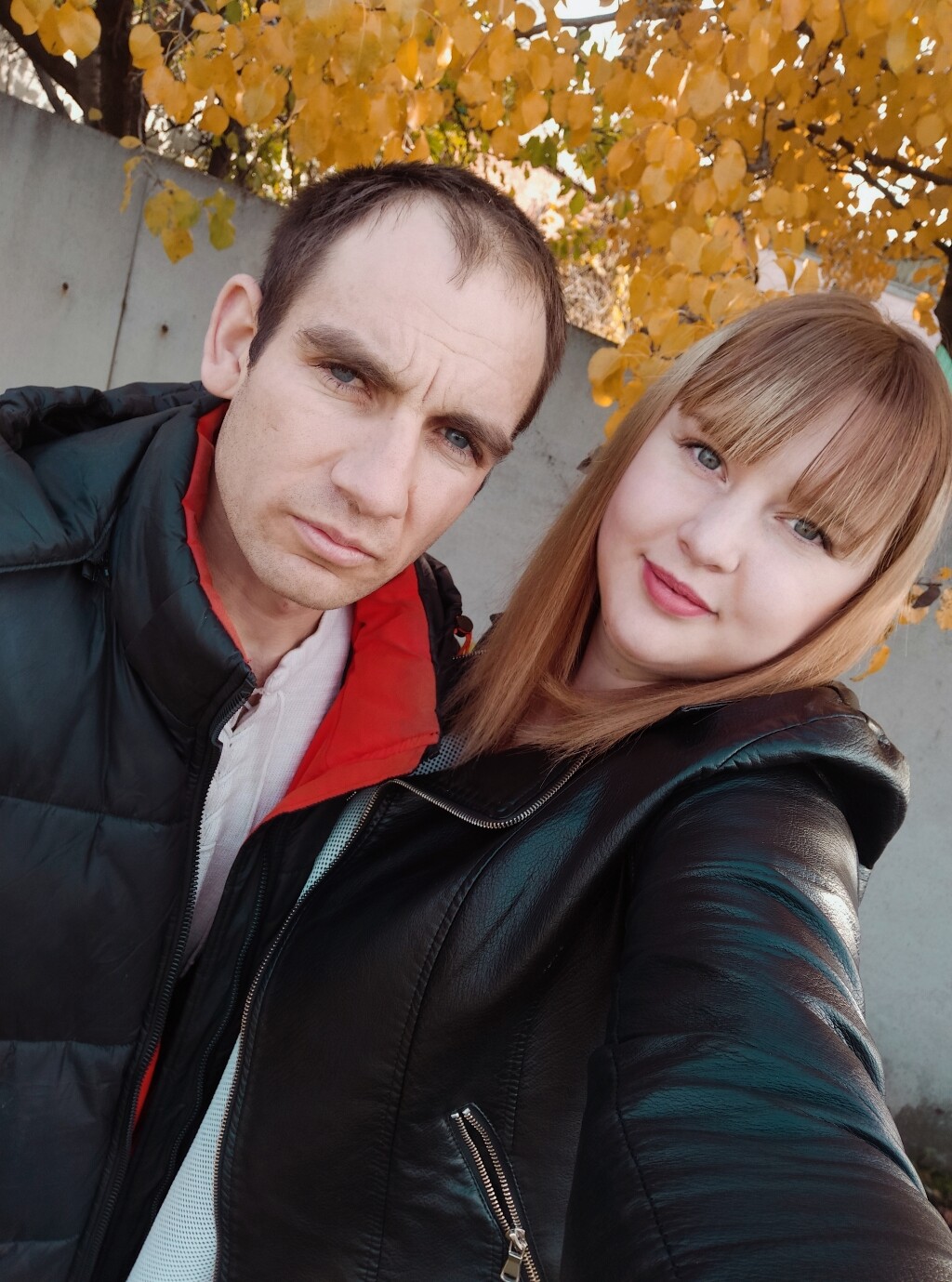 Оля