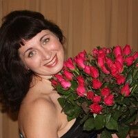 Елена Карина