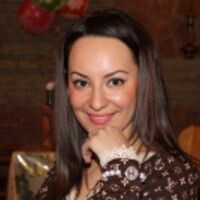 Алёна Леонова