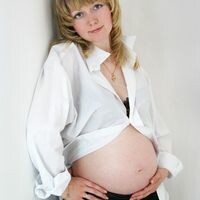 Леонова Елена